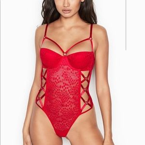 Victoria Secret Cross Ring Teddy, Lipstick